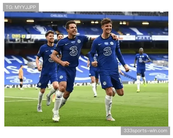 切尔西中场人满为患却功能重叠，阵容冗余拖累全队节奏与攻防转换效率