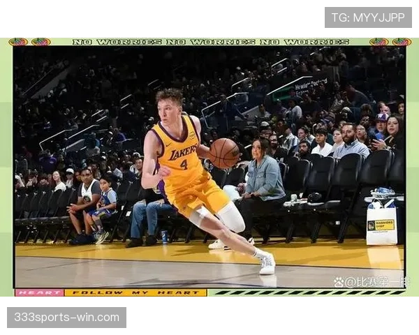 库珀·弗拉格无球跑动制造错位，拉开空间效率提升