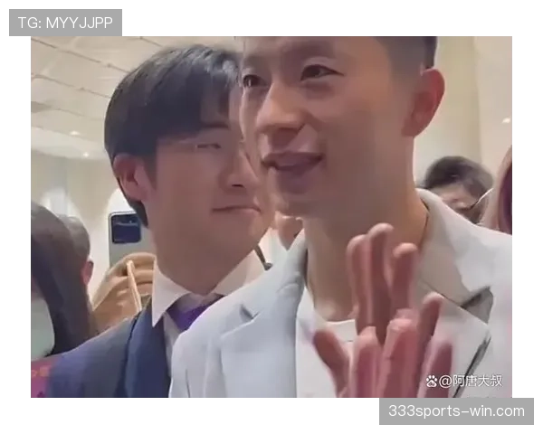 马龙训练室外不带拍，居然是个慵懒大叔日常样子？